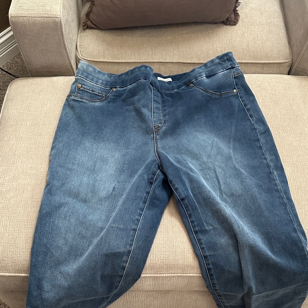 Classic Blue Women's TALL Jeans